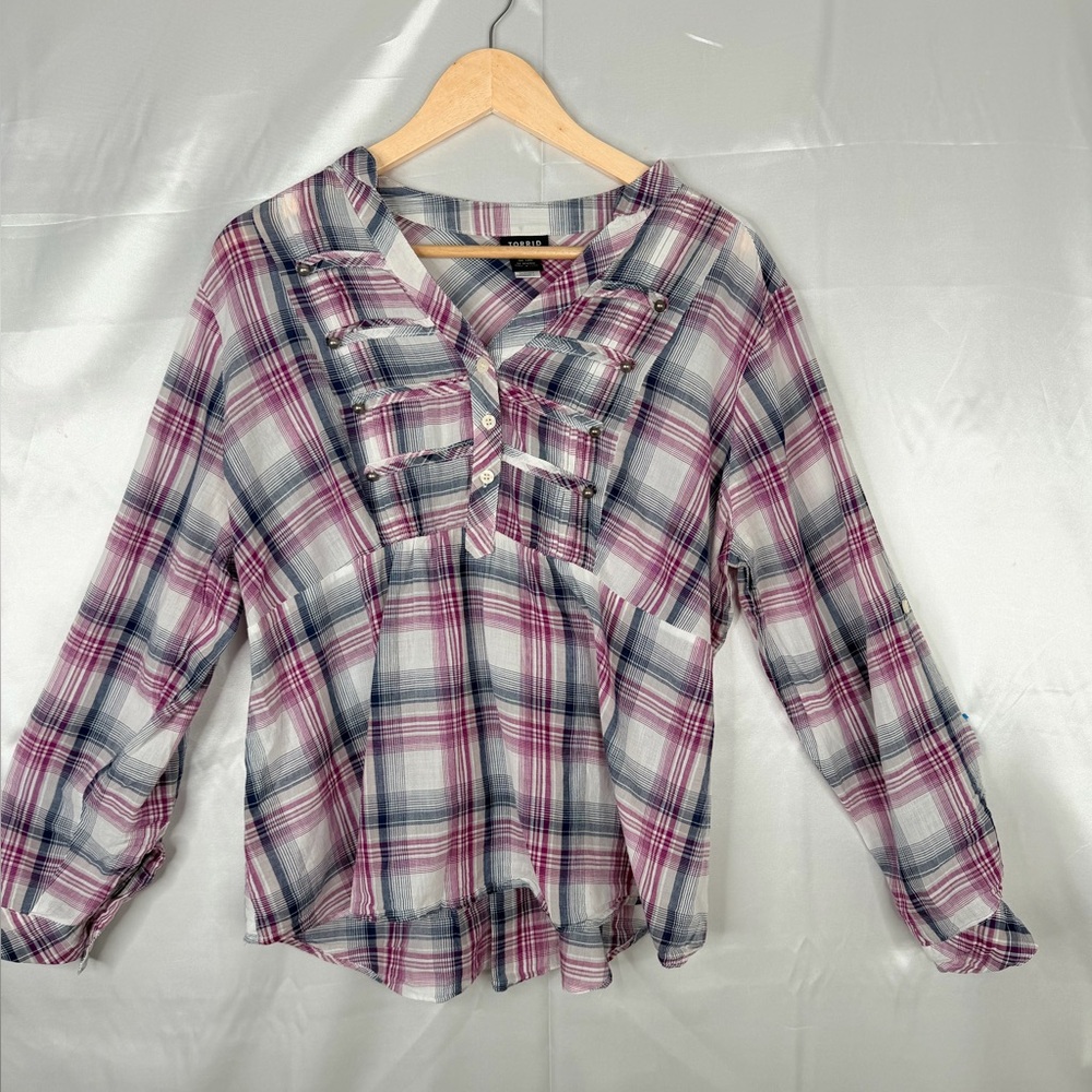 Torrid Plaid Button Front Roll Tab‎ Sleeve Blouse Purple Navy White Sz 0 (12/14)